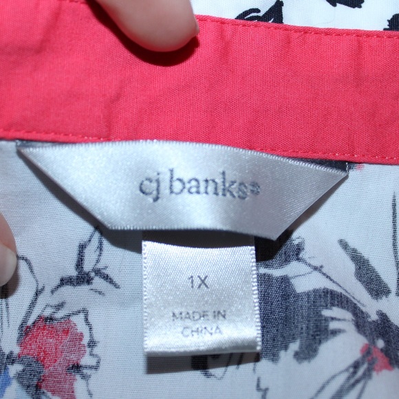 CJ Banks Floral 1X Button Up Long Sleeve Shirt - Picture 6 of 7